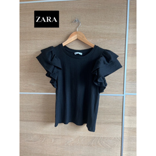 ZARA x cotton x ดำสนิท แขนระบาย คอลใหม่ ผ้าร่อง Tag ครบ อก 34 ยาว 20 Code :926(6)