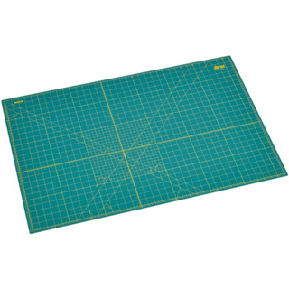 Prym แผ่นรองตัด Cutting mat cm/inch divisions, 60x90 cm. 611382