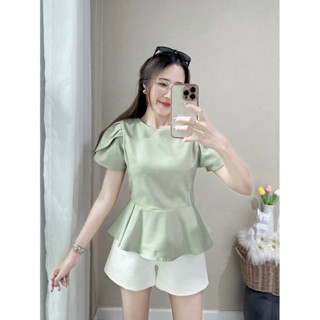 เสื้อแขนบัว คอกลมเข้ารูปชายระบาย ติดซิปหลังเนื้อผ้านาโนใส่สบายผ้าไม่หนา สวยทุกสีค่ะ😍