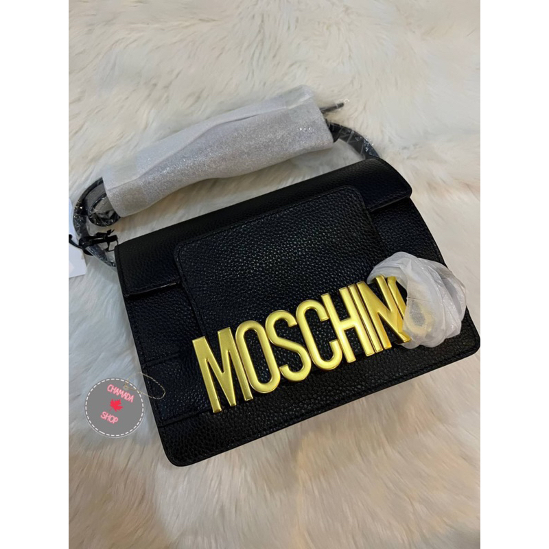 moschino-shoulder-leatger-bag