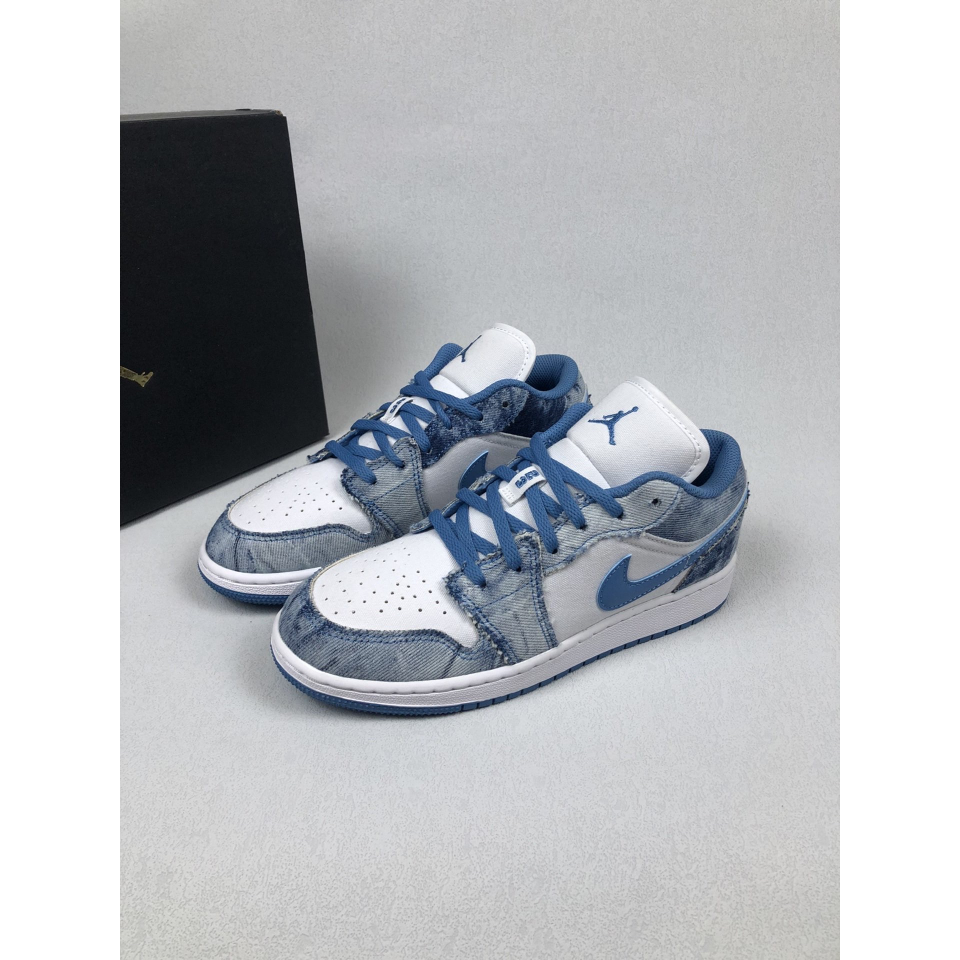 nike-jordan-air-jordan-1-low-washed-denim-dm8947-100-ของแท้-100-sneakers