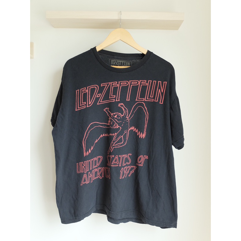 เสื้อยืดมือสองวง-led-zeppelin-ตอกปี-2011