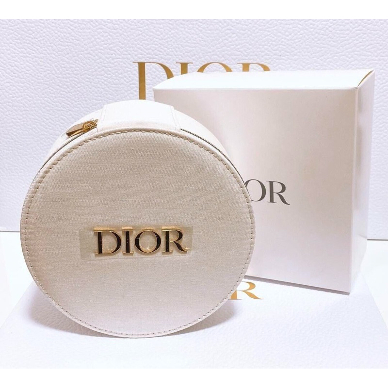 dior-vanity-bag-กระเป๋าจากแบรนด์-dior-พร้อมกล่อง-ของแท้จากเคาเตอร์ไทย