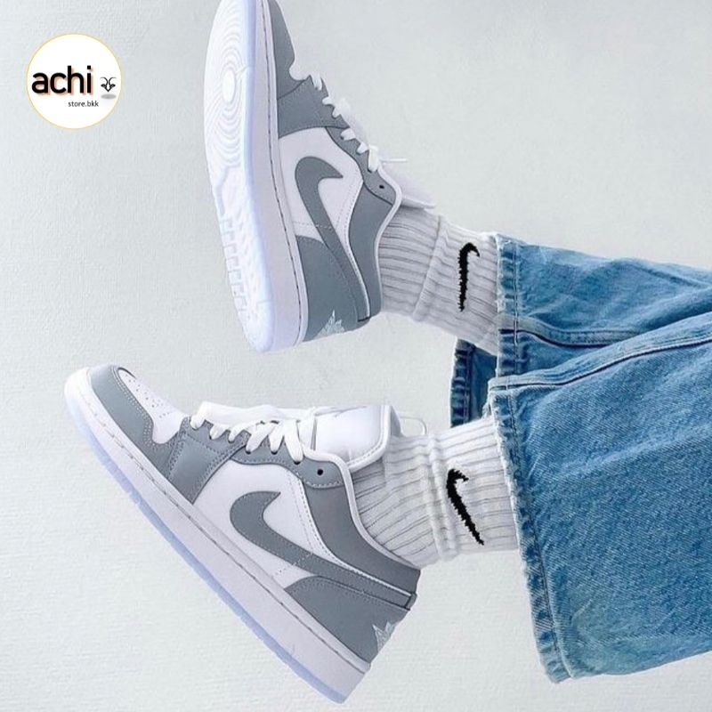 พร้อมส่ง-แท้-nike-air-jordan-1-low-wolf-grey-w