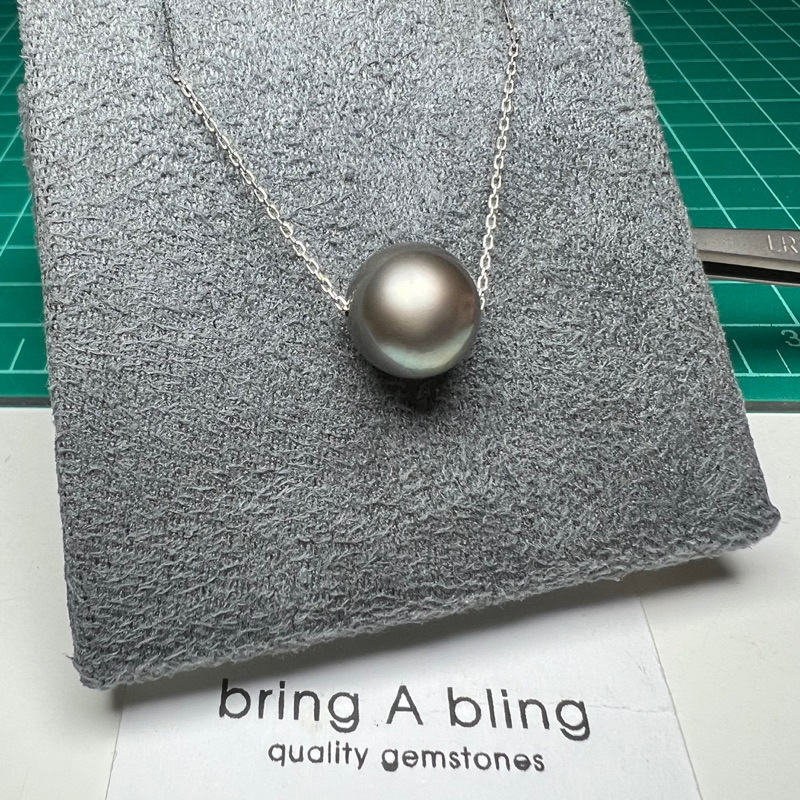 สร้อยไข่มุกตาฮิติ-tahit-pearl-necklace-11-50-มม-มีรอยบ้าง-เงางามสวย-สร้อยเงิน-925-ชุบแบล็คโรเดียมยาว-20-นิ้ว
