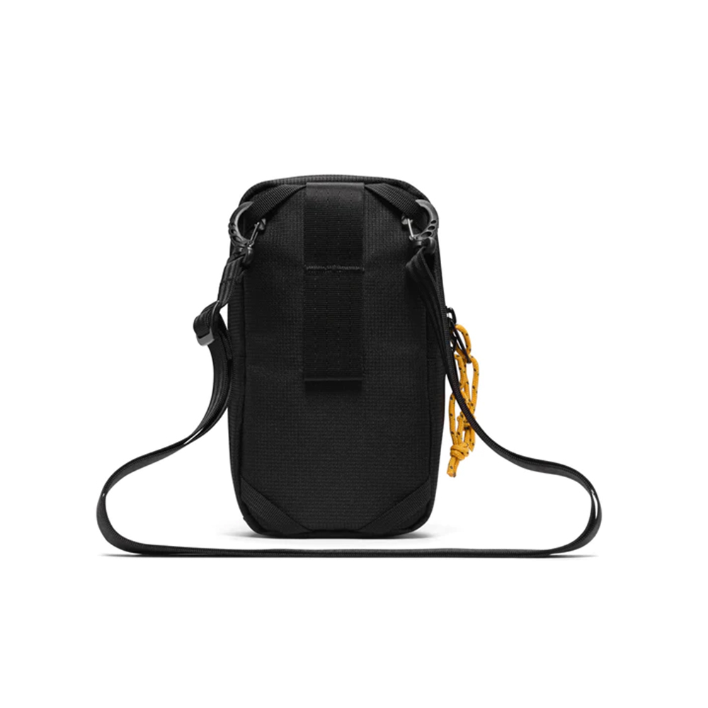 chrome-กระเป๋า-รุ่น-bg-348-ruckas-pouch-bag-black