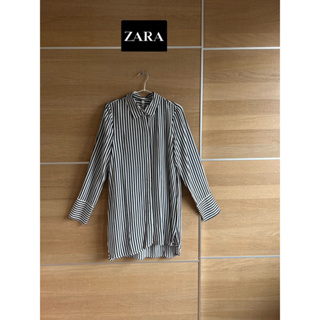 ZARA TRF  x cotton x size S ❌ตำหนิผ้าสะกิดด้านข้าง อก 36 ยาว 31 ลายริ้ว ขาวดำ tag ครบ • Code : 836(1)