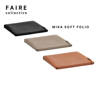 Faire Collective l Mika Soft Folio  กระเป๋าหนังวัว ผิวสัมผัส เรียบ นุ่มมือ มาพร้อมซิปปิดล็อค สีดำ สีเทา สีน้ำตาลอ่อน