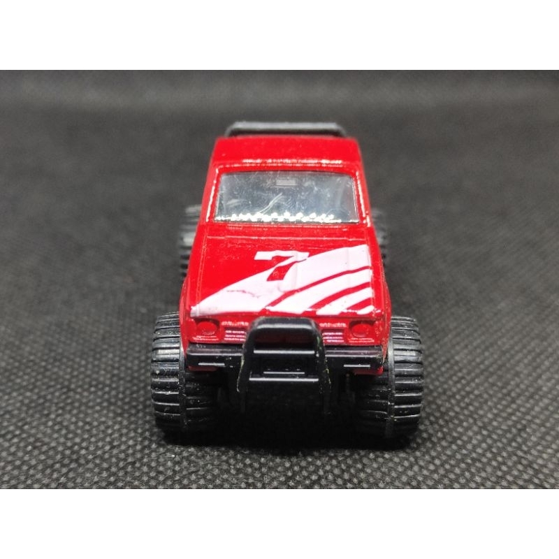 tomica-no-3-toyota-hilux-made-in-japan