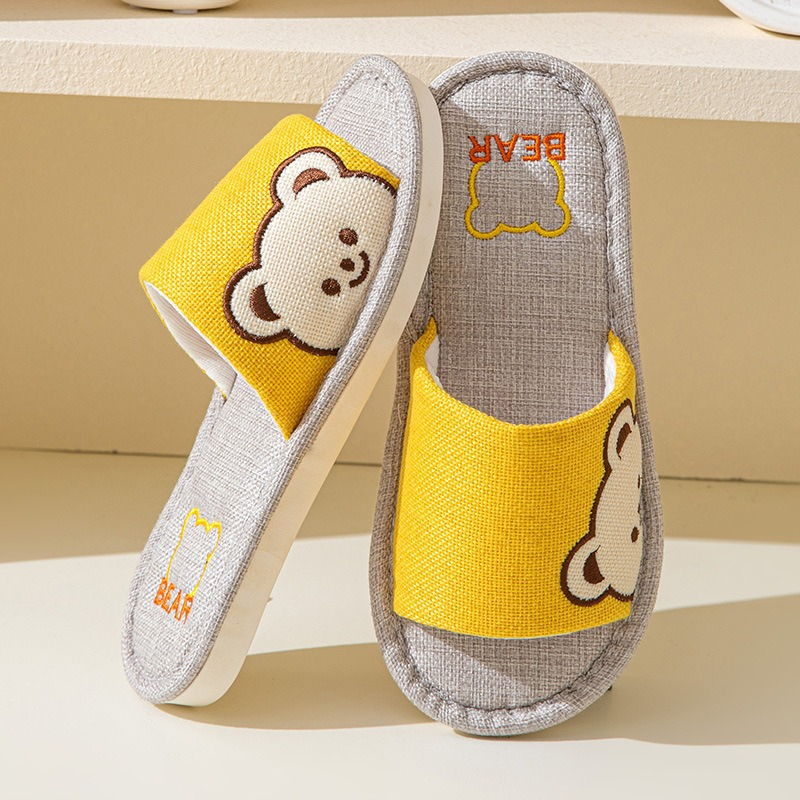 ภาพสินค้ารองเท้า กำมะหยี่ รองเท้า หมี bear พื้นเทา Culs Japan รองเท้าเดินในบ้าน รองเท้ากันลื่น รองเท้าญี่ปุ่น รองเท้าใส่ในบ้าน จากร้าน culsjapan บน Shopee ภาพที่ 4
