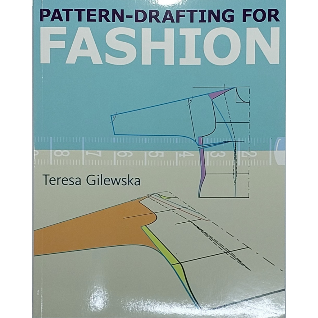 หนังสือ-สอนตัดเสื้อผ้า-ภาษาอังกฤษ-pattern-drafting-for-fashion-245page