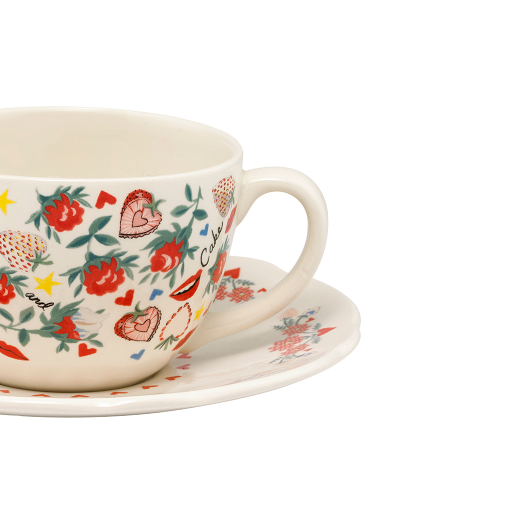 cath-kidston-royal-stafford-teacup-showstopper-ditsy-cream