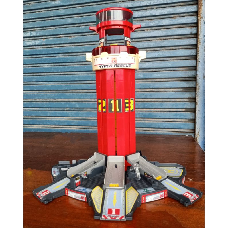 รางรถ Tomica hyper rescue command tower base Takara Tomy | Shopee Thailand
