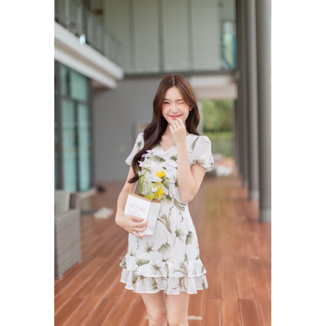 moji-dress-น้องใหม่