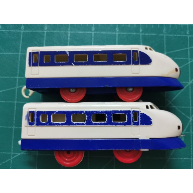 made-in-japan-tomy-รถไฟญี่ปุ่น-0-series-shinkansen-ใส่ถ่าน-รางฟ้า-ครับ