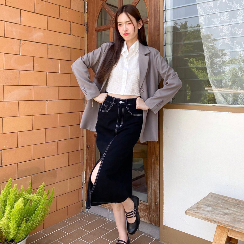 ภาพหน้าปกสินค้ากระโปรงยีนส์ยาว Pretty girl skirt (JSK-020) จากร้าน newcuteshop บน Shopee