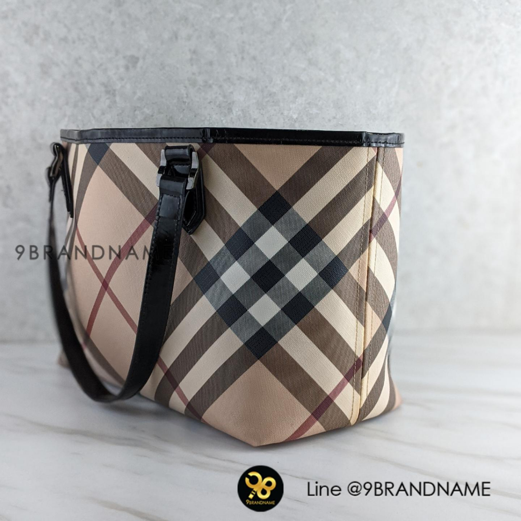 burberry-tote-bag