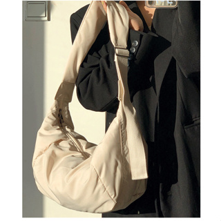N102 ส่งจาก🇹🇭 กระเป๋าสะพายผ้าไนล่อน ผ้าอย่างดี งานดีมาก ทรงเกี๊ยว