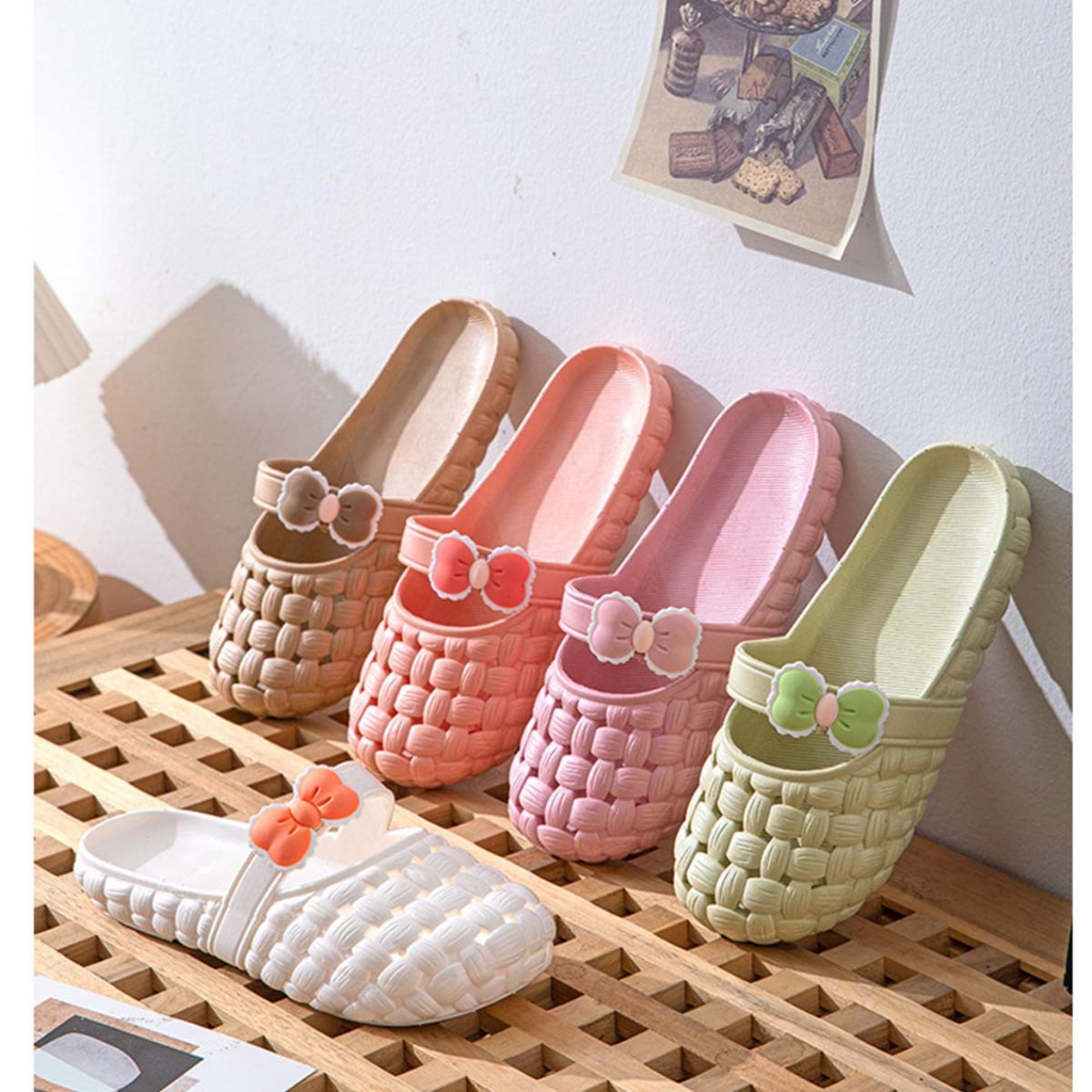 catalog-shoes-รองเท้าแตะยางนิ่ม-ทรงปิดหน้า-แต่งลายสานประดับโบว์-สีพื้น-6-สี-เบอร์-35-40-41