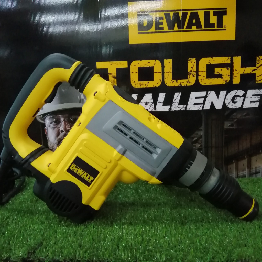 dewalt-สว่านเจาะกระแทกงานหนักทรงแอล-รุ่น-d25601k-พร้อมกล่อง