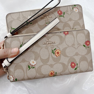 💚แท้💯 พร้อมส่ง💚กระเป๋าตังค์ Coach CH360 Long Zip Around Wallet ลายดอกไม้