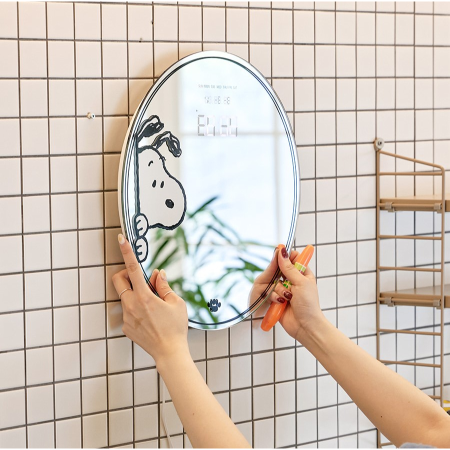 พร้อมส่ง-snoopy-mirror-led-clock-กระจกพร้อมนาฬิกาในตัว