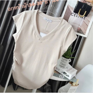 *พร้อมส่ง*(023)เสื้อยืดคอวี ผ้ายูนิโคล่ผ้าสวยใส่แล้วเพรียวดู ผอมแมทช์ง่ายได้ทุกลุคค่ะงานป้าย DEE..ZYY