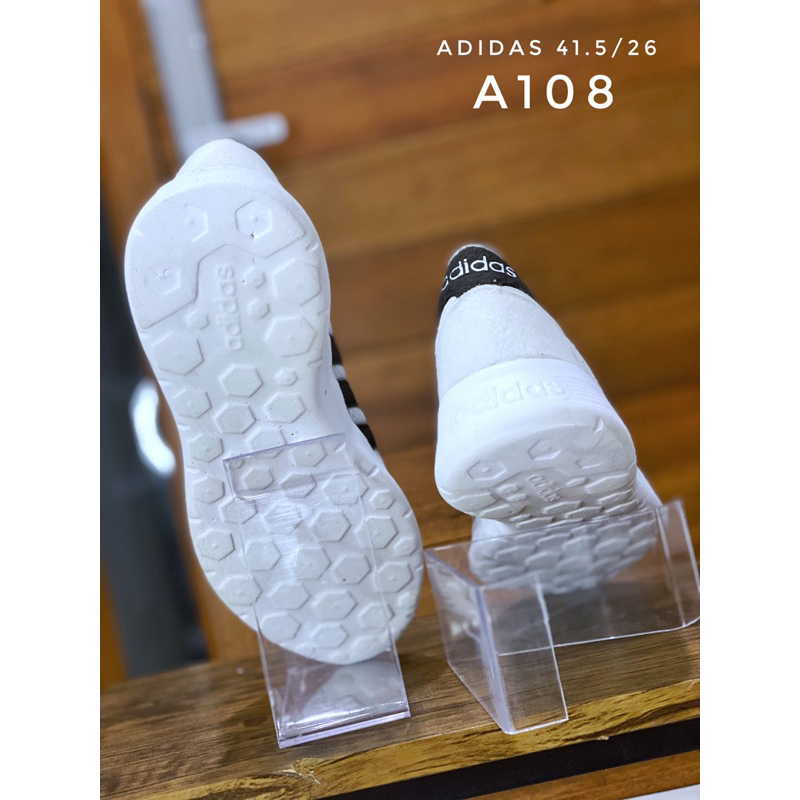 adidas-41-5-26-รองเท้าแบรนด์เนมแท้มือสอง-a108