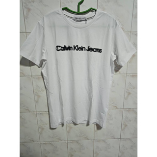 เสื้อยืด Calvin Klein สีขาว แท้ ของใหม่ UNISEX