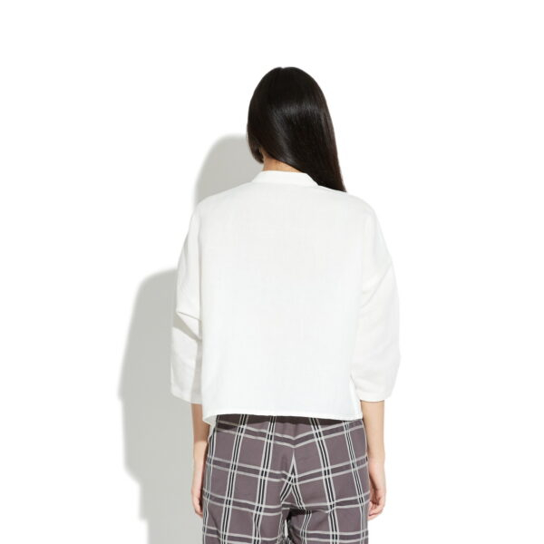 doitung-everyday-ss23-bl2-white-f-เสื้อเบลาส์