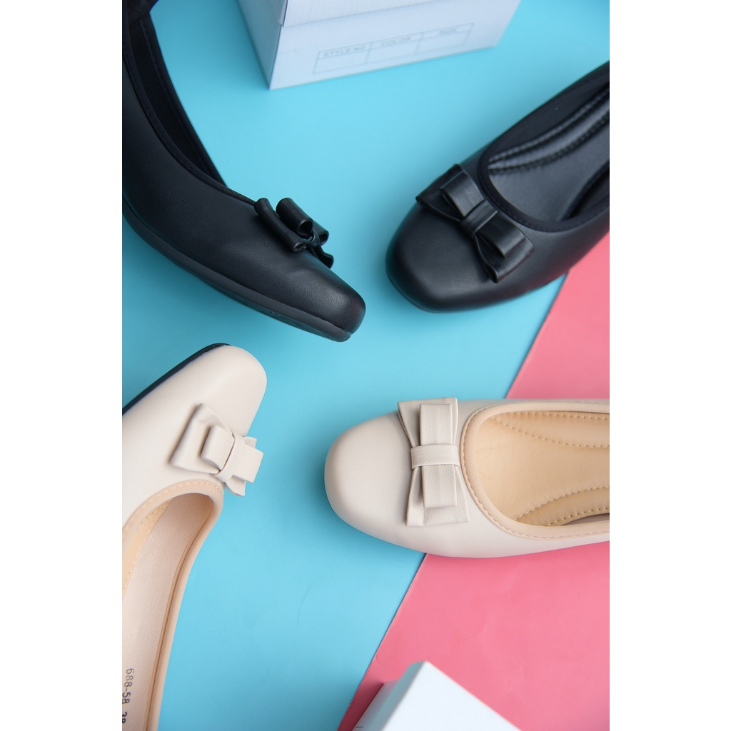 ภาพสินค้ารองเท้าเเฟชั่นผู้หญิงเเบบคัชชูส้นสูงปานกลาง No. 688-58 NE&NA Collection Shoes จากร้าน nena_official_store บน Shopee ภาพที่ 4