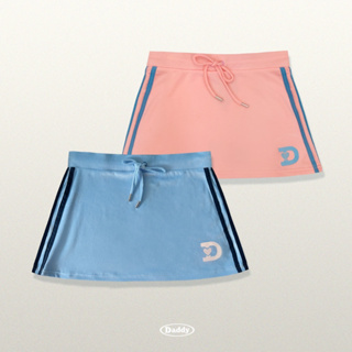 DADDY | Ashley Skirt กระโปรงเอวต่ำทรงสอบ ปักตัว D สีฟ้า สีชมพู แต่งกุ๊นข้างตัว