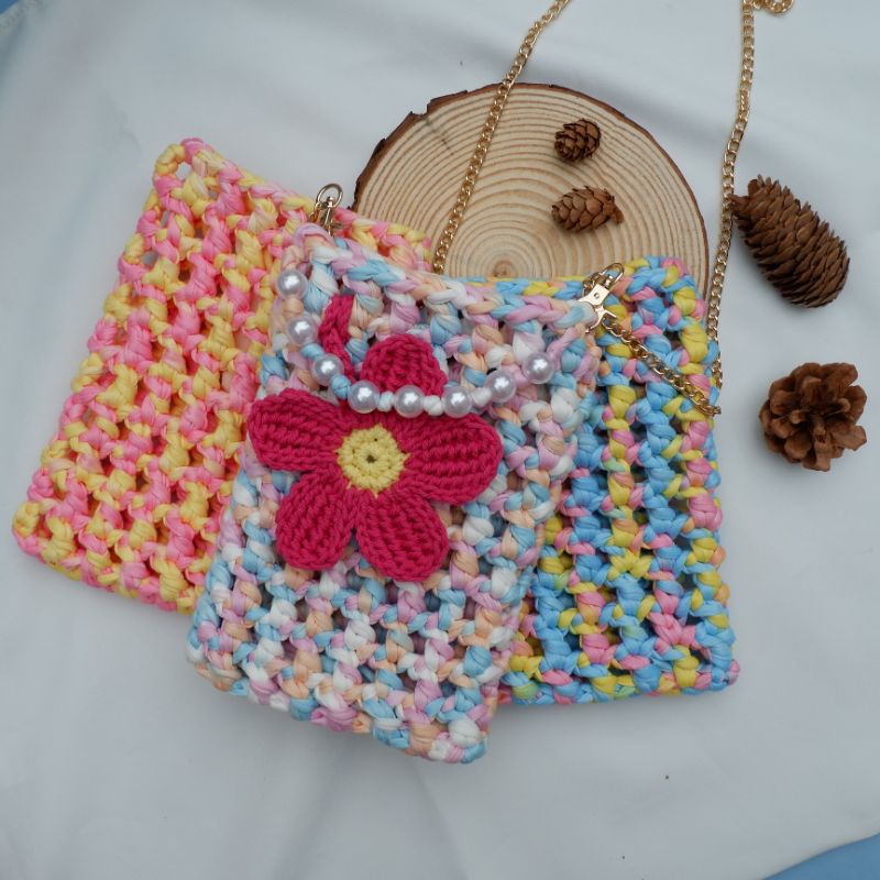 flower-pearl-phone-bag-กระเป๋าถักใส่โทรศัพท์