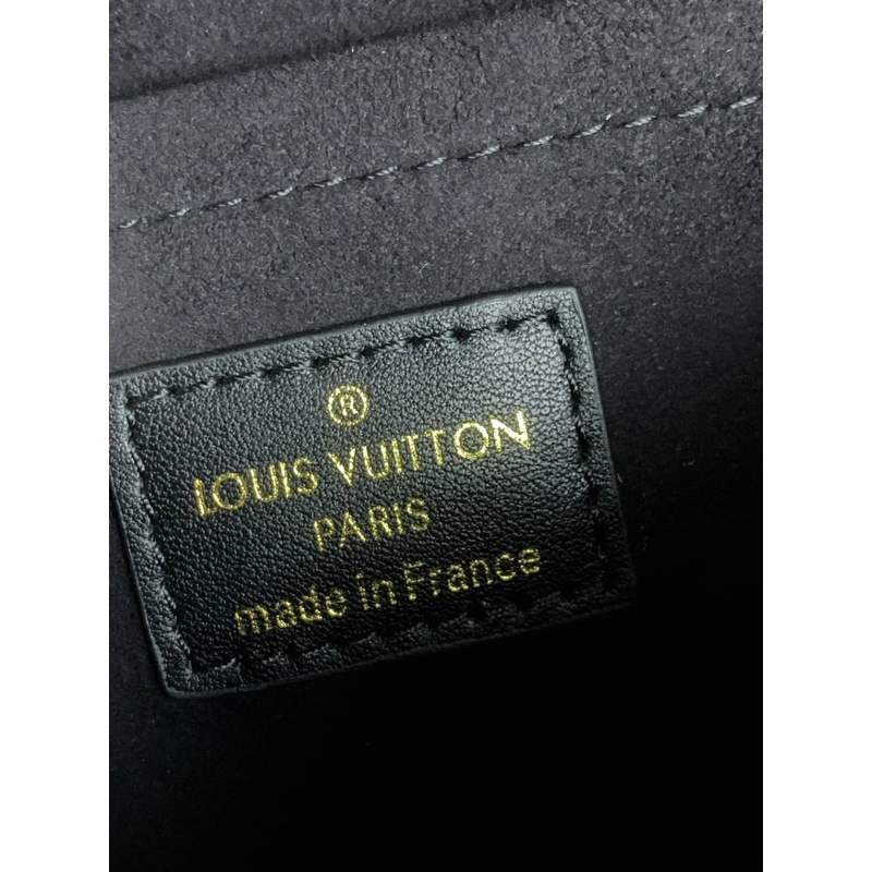 กระเป๋าแบรนด์เนมกระเป๋าสะพายข้าง-louis-vuitton-new-waveเทพ