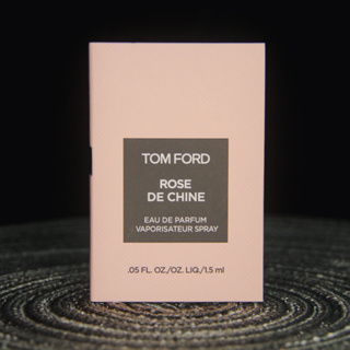 「 มินิน้ำหอม」 Tom Ford Rose de Chine , 2022 น้ําหอม Unisex 1.5ML