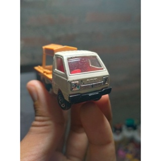 โมเดลรถเหล็ก Tomica SUZUKI CARRY NO.31 S=1/55