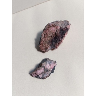 โรโดไนท์| Rhodonite #rho1(s) - #rho2(s)  #หินดิบ เนื้อหินสีชมพู 💕 มีสีดำแทรก