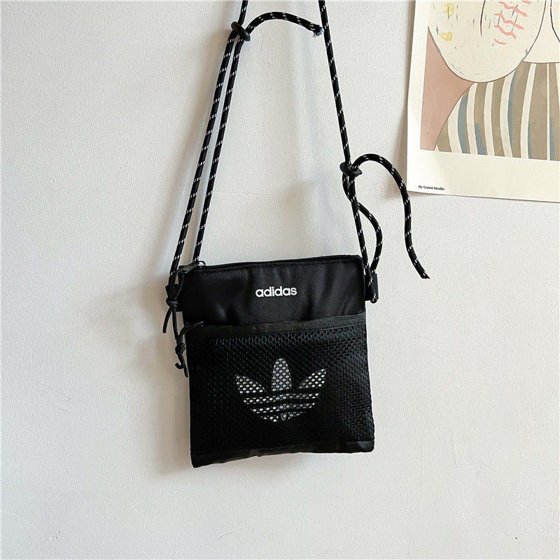 adidas-backpack-clover-summer-ใหม่-กระเป๋าผู้ชาย-กระเป๋าสตรี-กระเป๋าเป้สะพายหลังกีฬา-trend