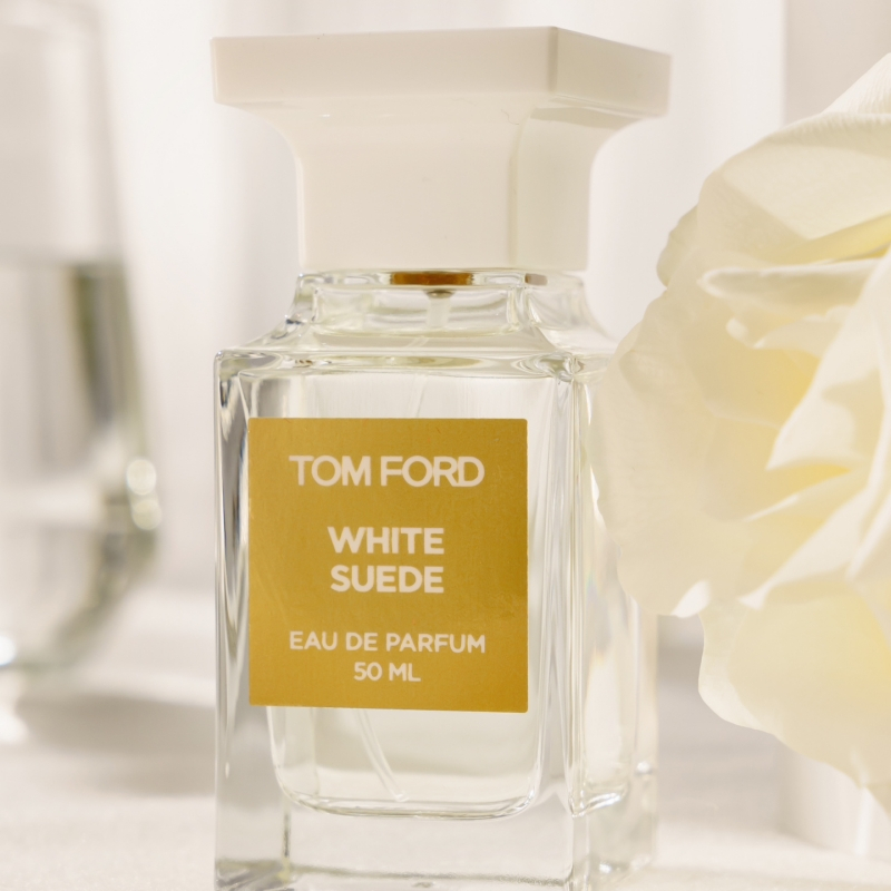 น้ําหอมแบ่งขาย-tom-ford-white-suede-edp-2ml-5ml-10ml-ขแบ่งขายน้ำหอมแบรนด์แท้-100-น้ําหอมติดทน