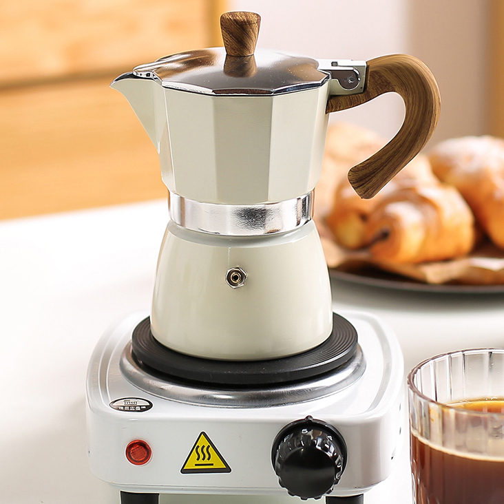 stario-moka-pot-coffee-อลูมิเนียม-คุณภาพเดียวกับของอิตาลี-ด้ามจับเป็นพลาสติกลายไม้-mocha-pot-มอคค่าพอต-กาแฟ