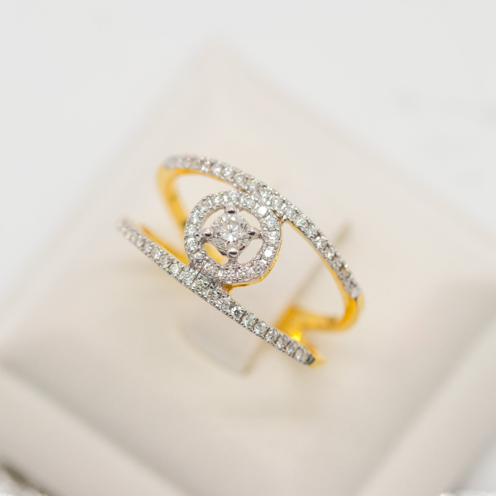 แหวนเพชรล้อม-แหวนเพชร-แหวนทองเพชรแท้-ทองแท้-37-5-9k-me562
