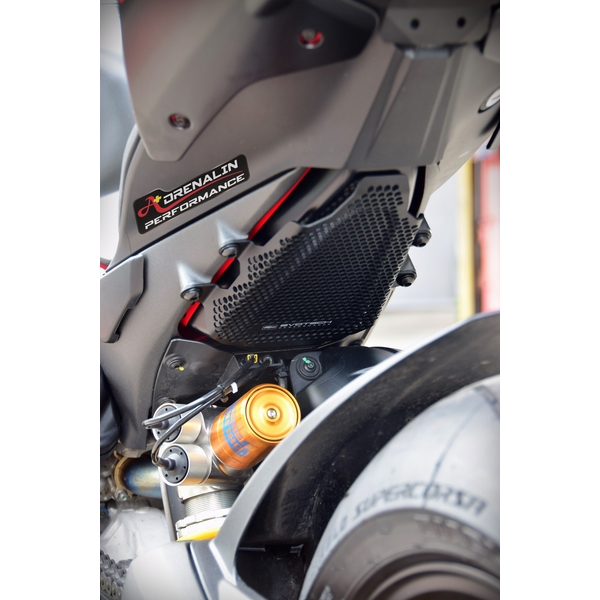 evotech-การ์ดใต้ถังน้ำมัน-fuel-tank-cover-guard-สำหรับ-ducati-panigale-v4