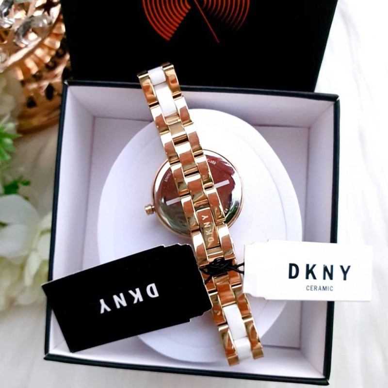 ผ่อน0-นาฬิกา-dkny-women-s-city-link-watch-ny2911-หน้าปัดขาวมุก-26-มม-สายทูโทน-สแตนเลสทอง-เซรามิคขาว