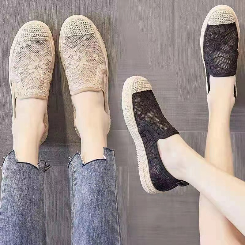 ภาพหน้าปกสินค้ารองเท้าผู้หญิง 2023 รองเท้าส้นแบนใหม่รองเท้าตาข่ายลูกไม้ จากร้าน lim881805 บน Shopee