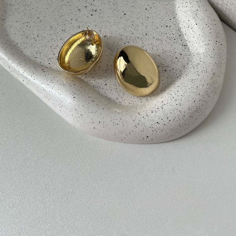 adoreofficial-bkk-egg-gold-earring