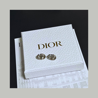 ต่างหู dior NAVY STUD EARRINGS