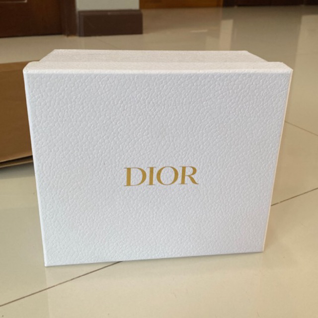 กล่อง-dior-ของแท้จากชอป