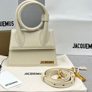 พรี​ ราคา7400 Jacquemus̶ 2023 หนังแท้ กระเป๋าถือ กระเป๋าสะพายข้าง กระเป๋าสะพายไหล่ กระเป๋าสะพาย18x15.5x8cm