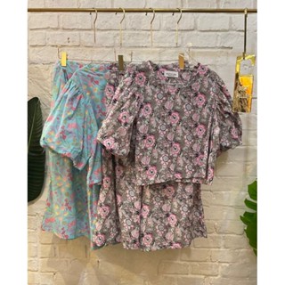 📌ทักก่อนสั่ง📌 6016 ชุดเซท2ชิ้น เสื้อครอป คอกมแขนพอง อก42” + กางเกงขาบาน เอวสม็อค MTD