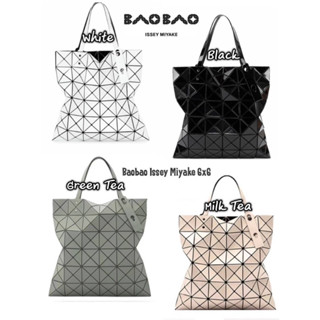 Baobao Issey Miyake 6x6